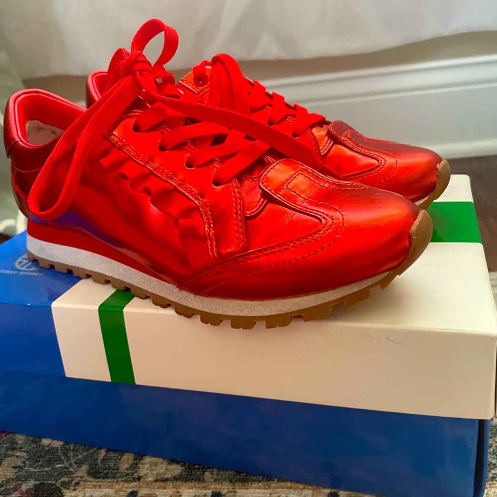 Tory Butch sneakers size 7